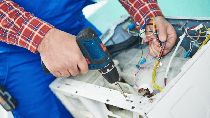 Karamürsel Grundig Grundig çamaşır makinesi kart tamiri – Su almama arızası orijinal parça ile giderildi. - Teknik servis örneği